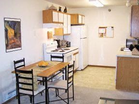 Parkside Apartments | 2 Bdrm - Kitchen-Plan B